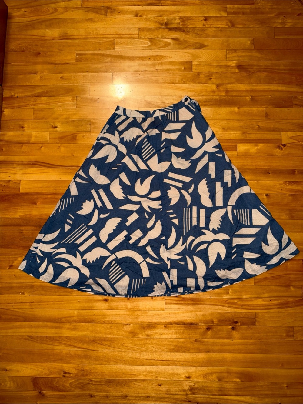 Vintage Women Blue Ivory Abstract Print Full Midi Skirt Lined Pockets 29” Waist - Picture 2 of 8